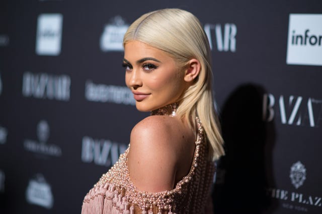 Kylie Jenner Y Su Posado En Topless En Instagram