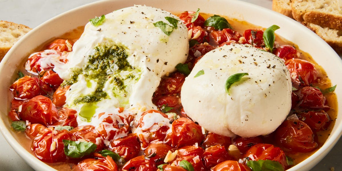preview for Pesto-Stuffed Burrata Bombs Are The BEST App To Cut Into