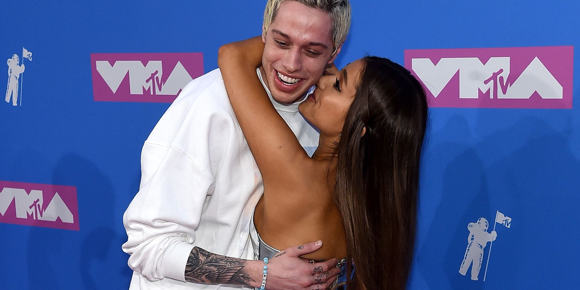 Ariana Grande's Engagement Ring From Pete Davidson Cost Almost $100,000 |  Billboard