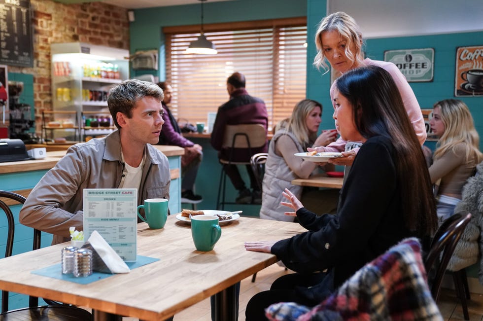 peter beale, kathy beale, lauren branning, eastenders