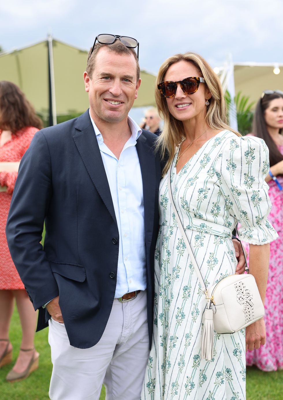 エリザベス女王の孫、ピーター・フィリップスが婚約を発表 看護