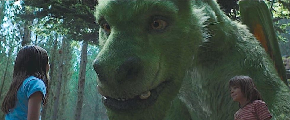Peter y el dragón (2016)