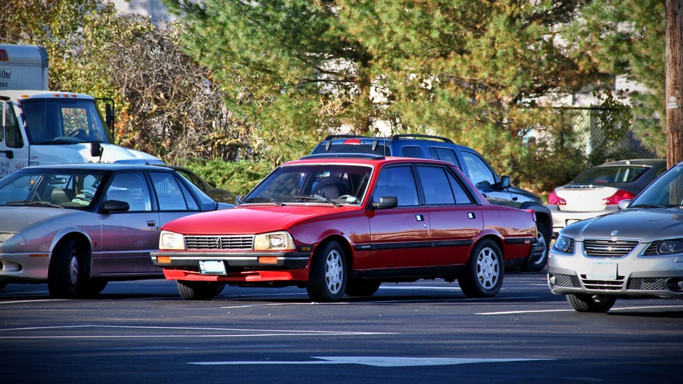 Peugeot 505 V6 STX Sedan Spotted on the Street in Connecticut