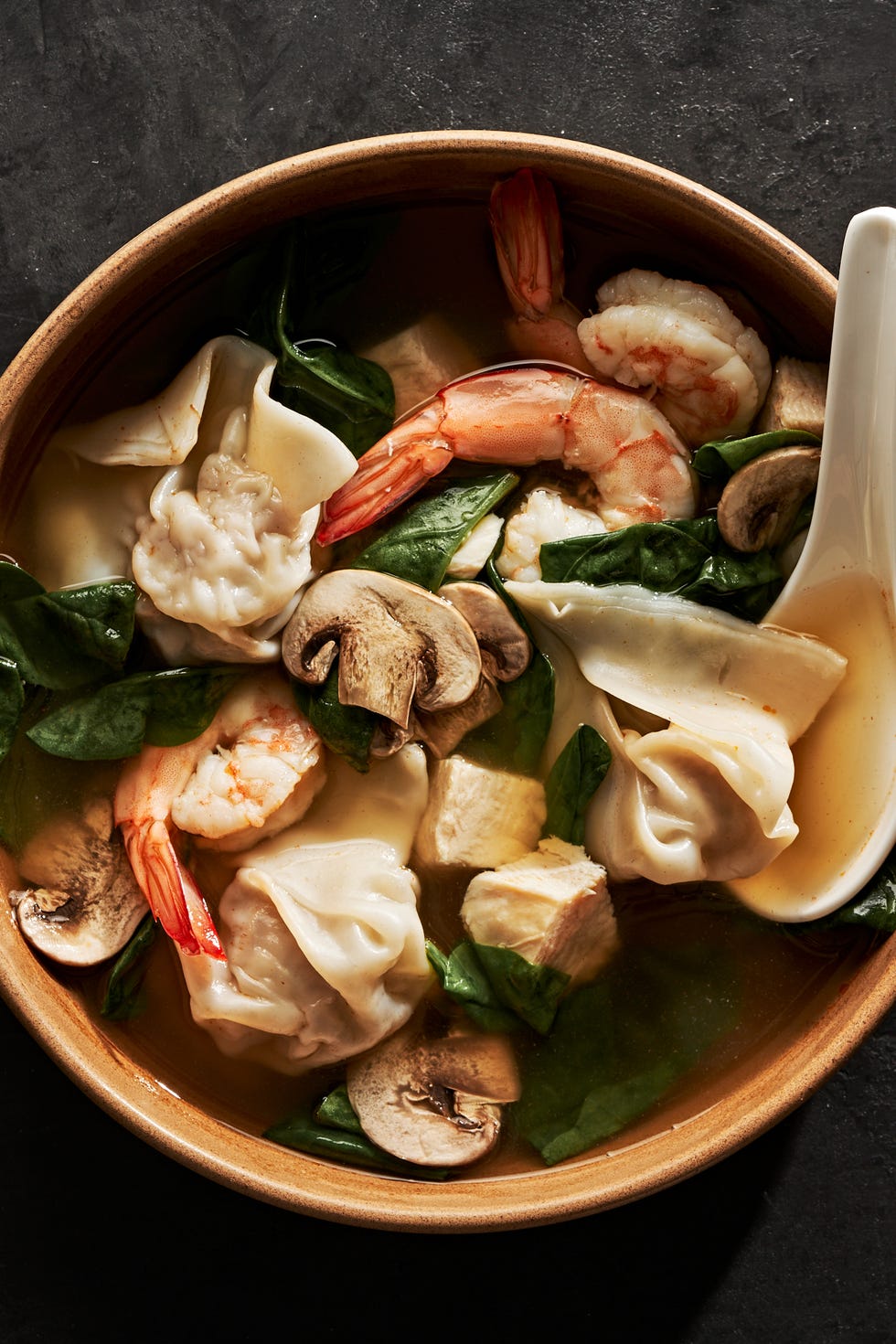 pf changs wonton soup with shrimp, chicken and mushrooms