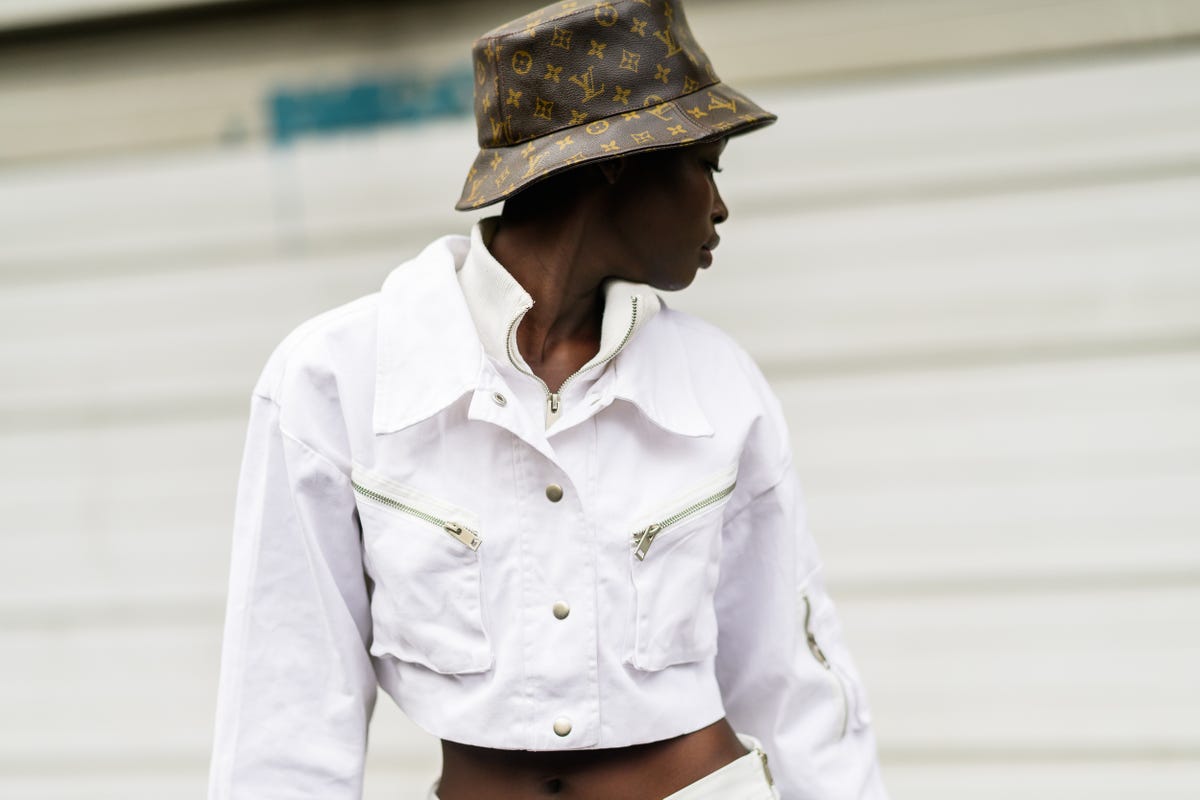 White, Street fashion, Fashion, Dress shirt, Shirt, Sleeve, Outerwear, Headgear, Sun hat, Hat, 