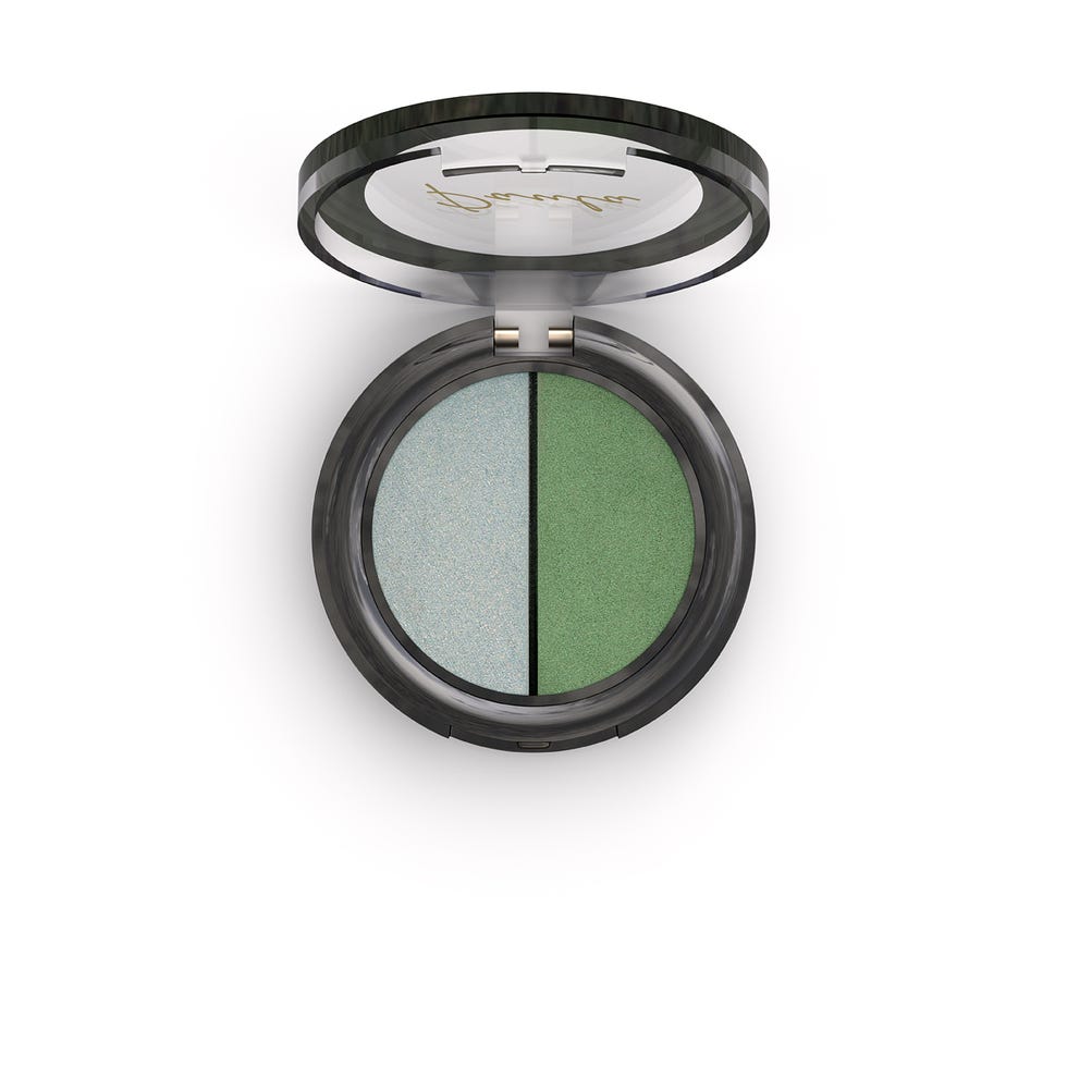 Eye shadow, Eye, Green, Product, Cosmetics, Beauty, Organ, Human body, Material property, Circle, 