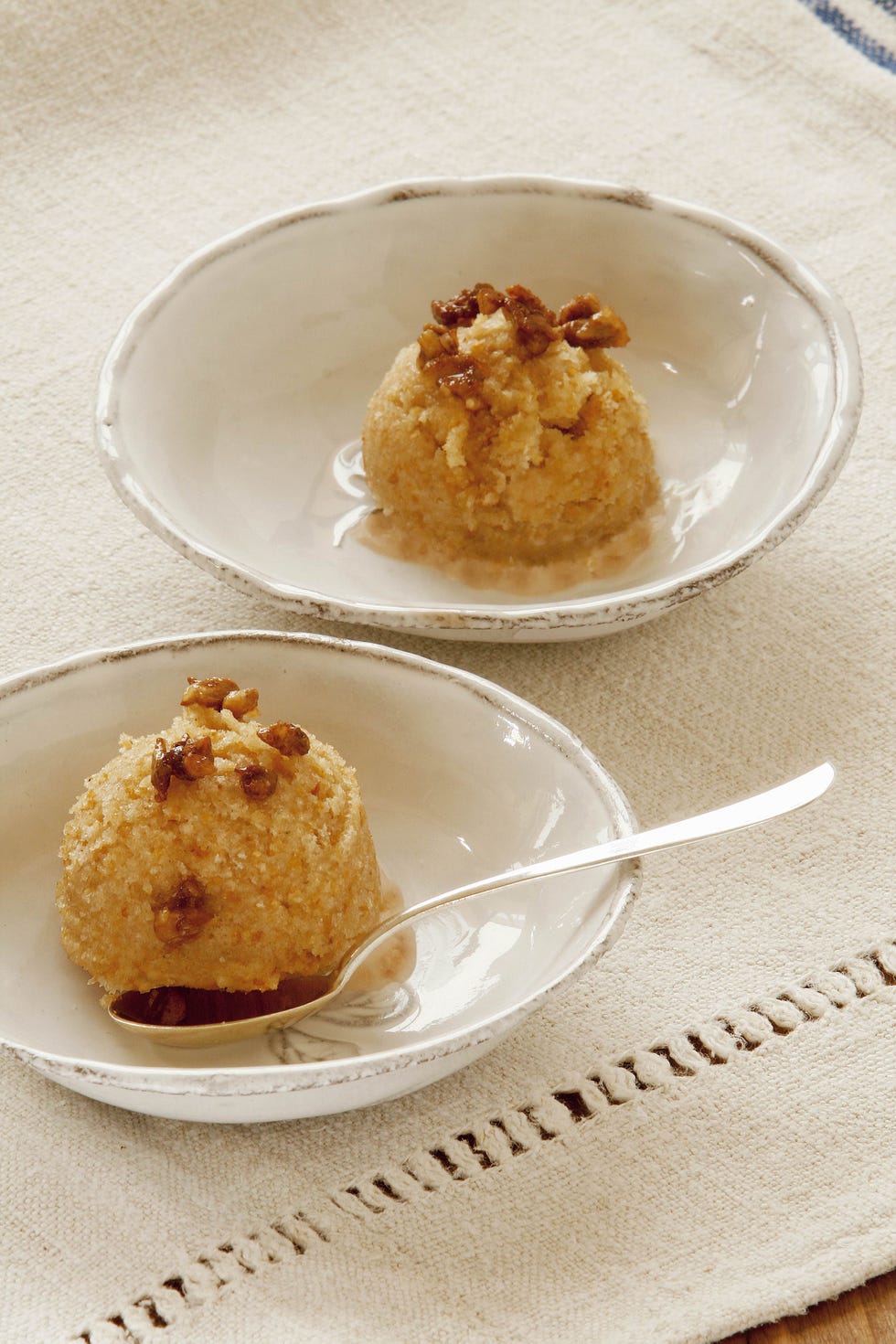 helado de pan con migas caramelizadas