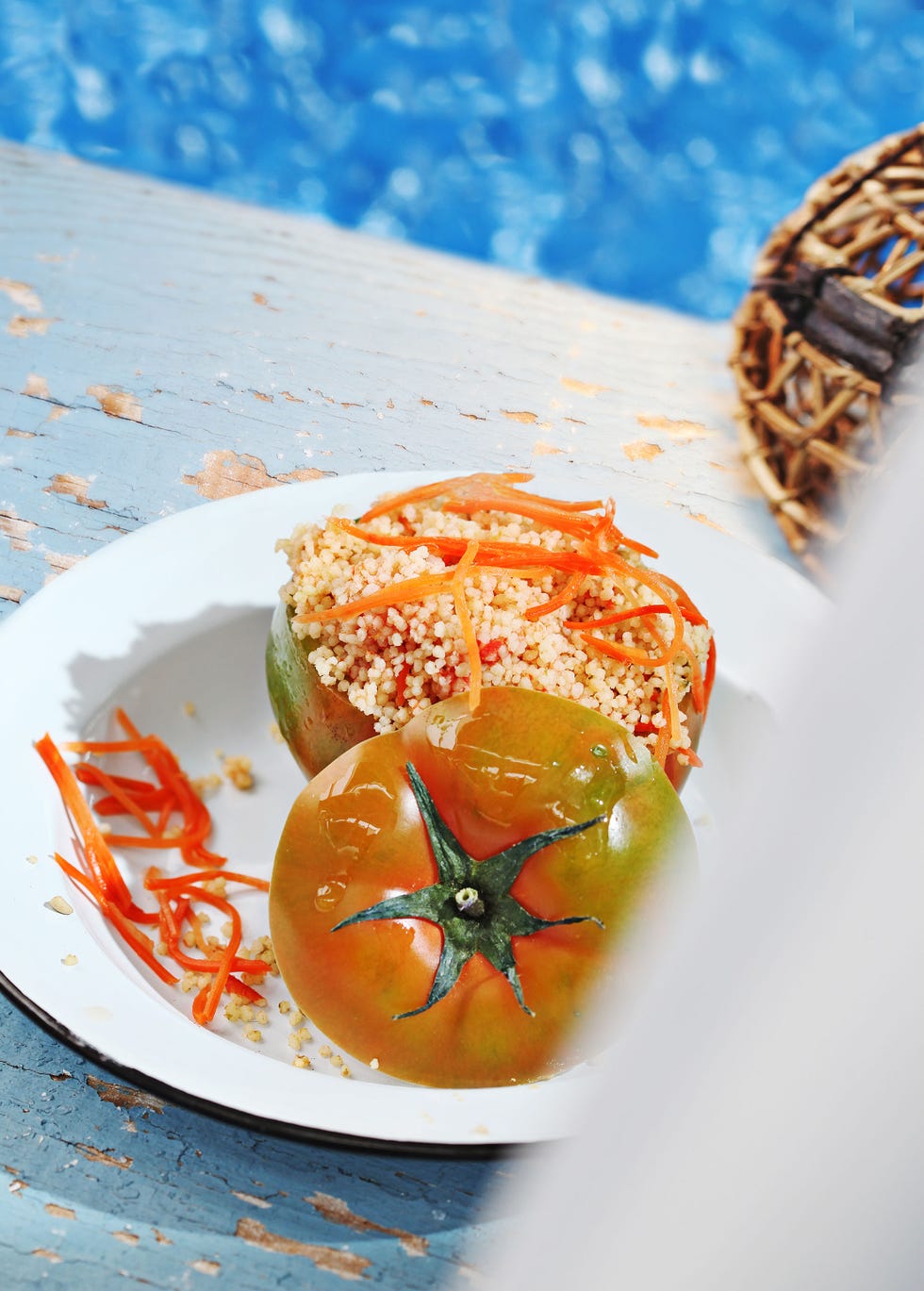 tomates rellenos de cuscús vegetal