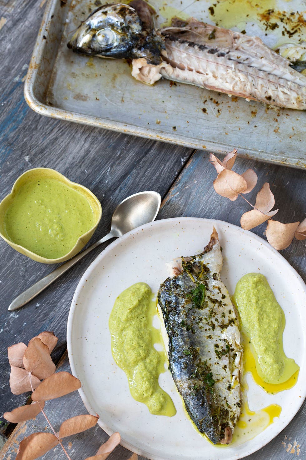 caballas en salsa verde
