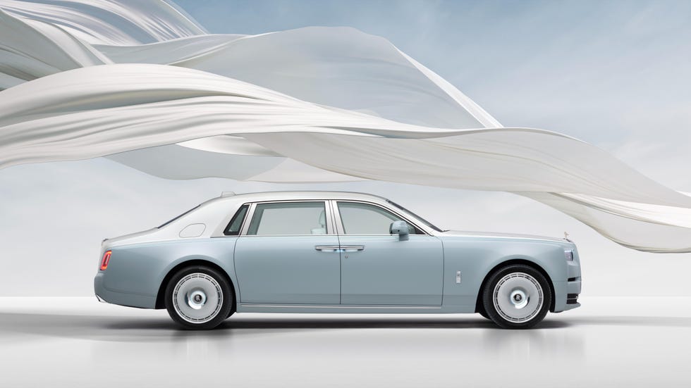 Частная коллекция rolls-royce phantom scintilla в 2025 году