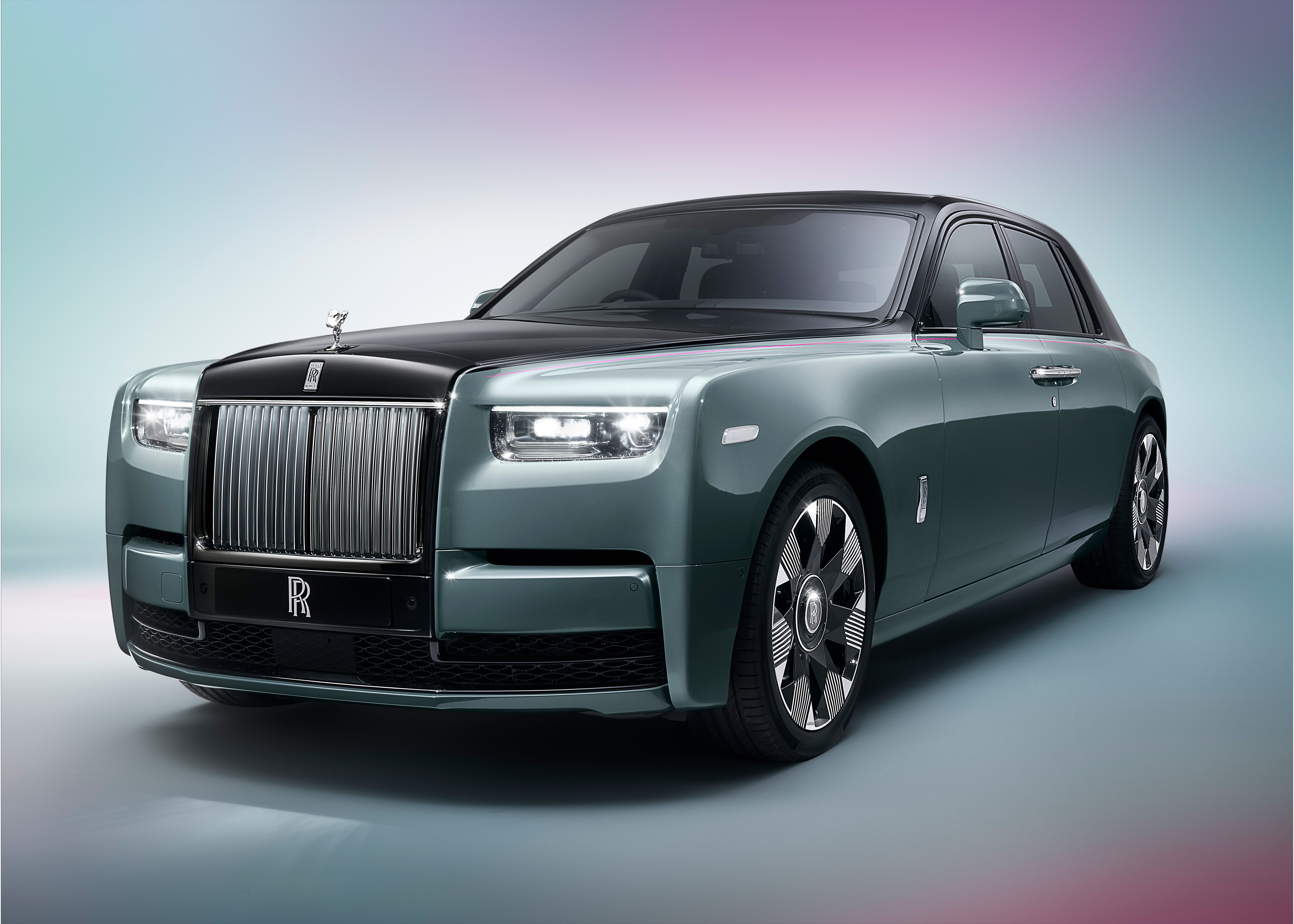 Why The 2021 RollsRoyce Ghost Is More Of A Drivers Car Than Ever  CarBuzz