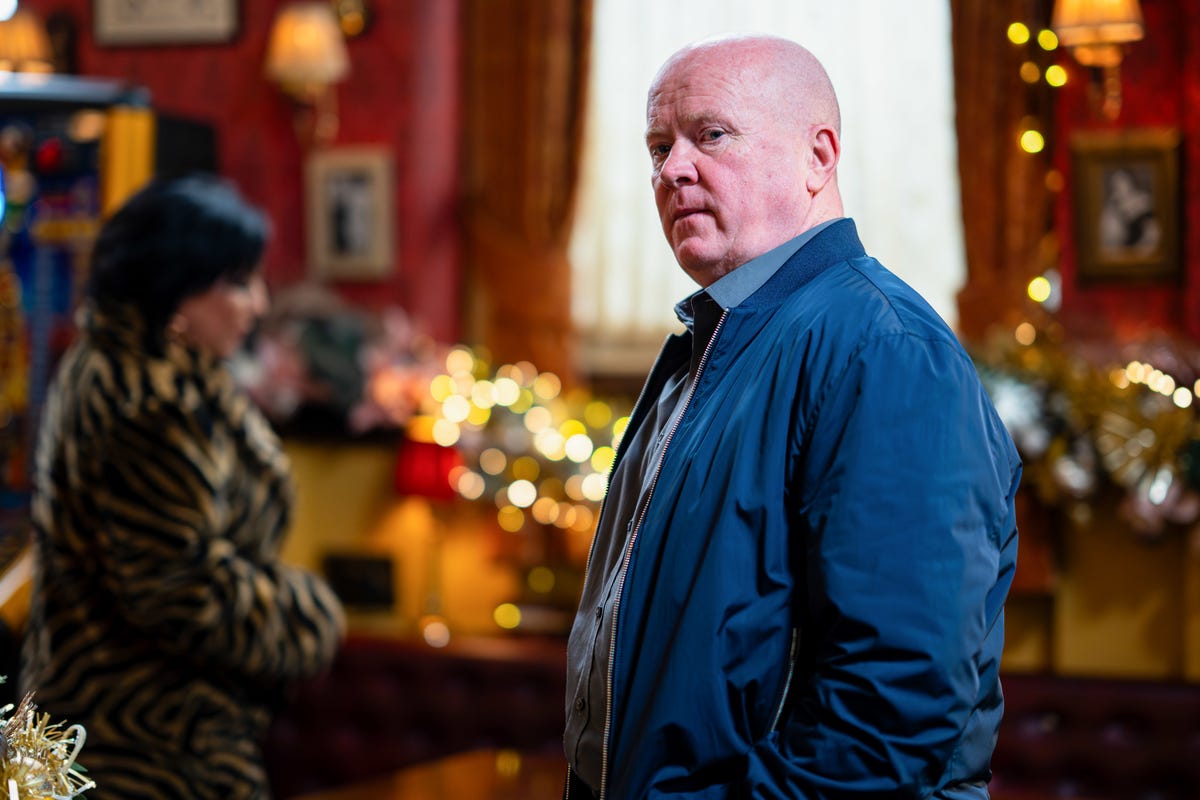 Eastenders Spoilers Phil Mitchell To Make Major Keanu Discovery