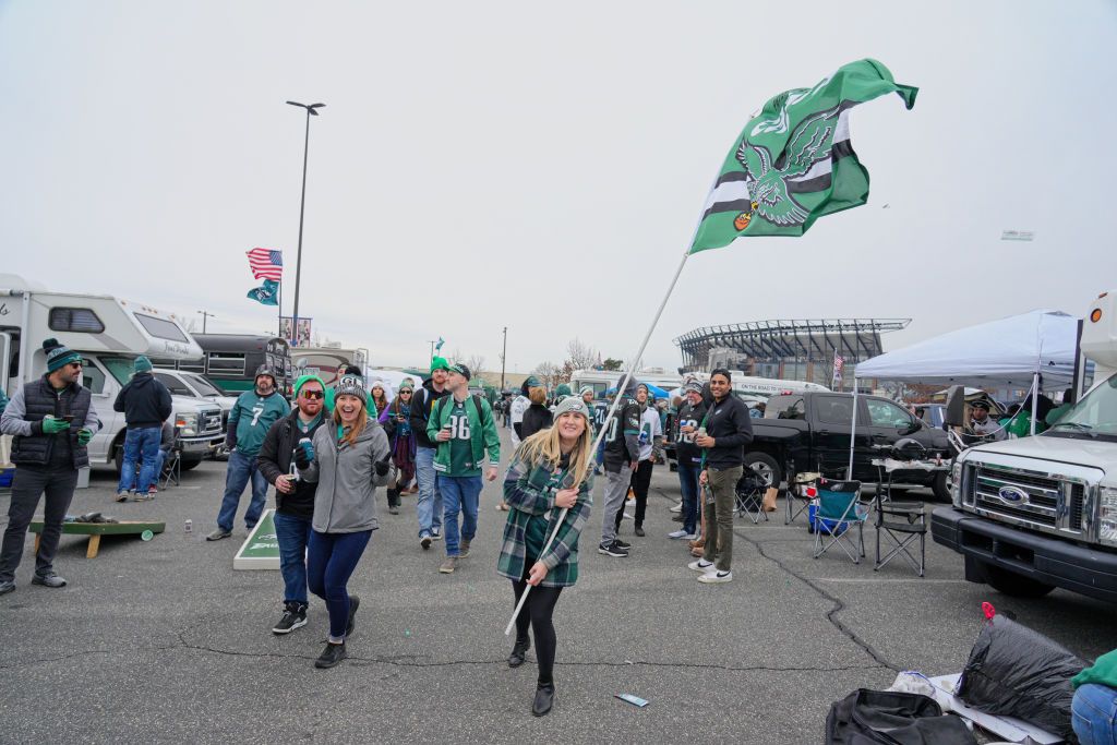 tailgating eagles game