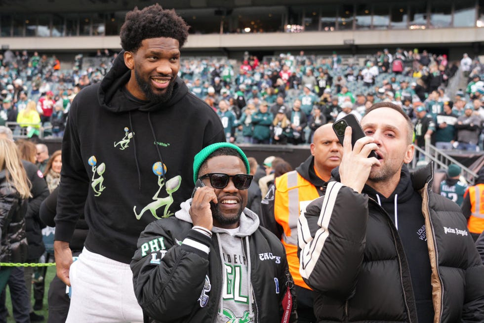 17 Photos Of Eagles Fans Tailgating Like No Other