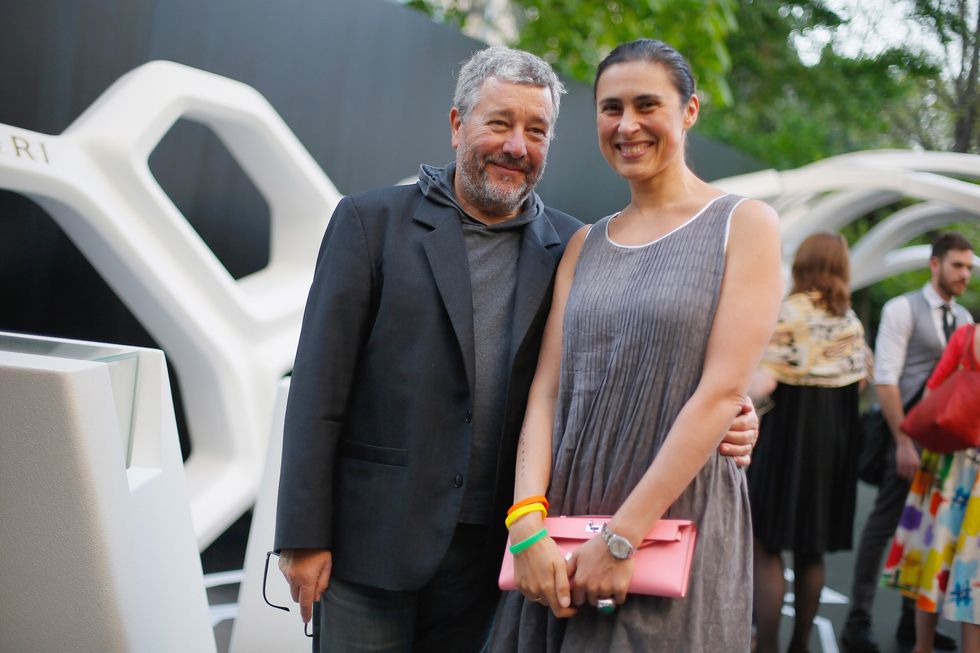 Philippe Starck con la moglie.