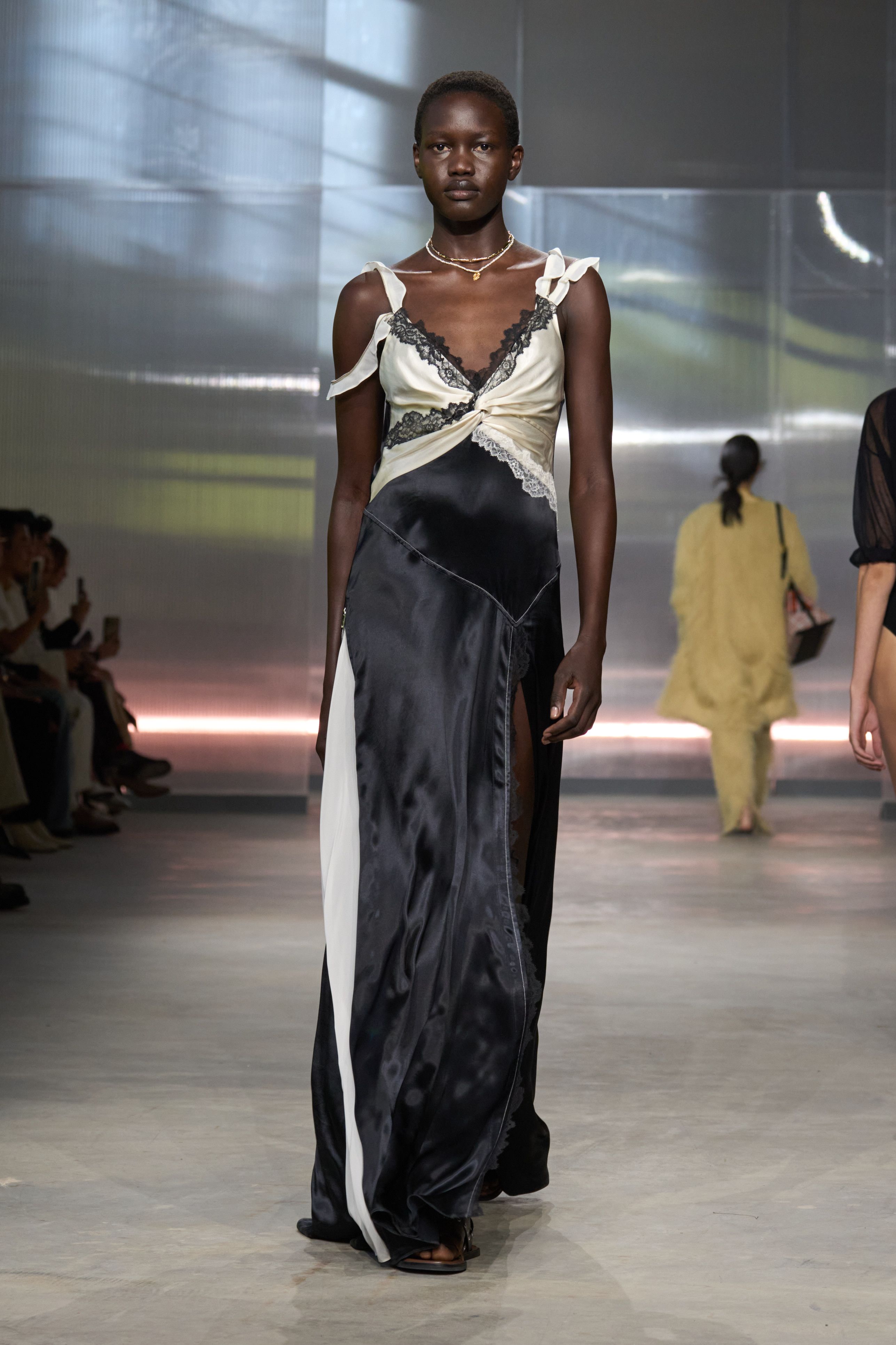 3.1 フィリップリム(3.1 PHILLIP LIM)」2025春夏コレクション 3.1 フィリップリム(3.1 PHILLIP LIM)」2025春夏コレクション