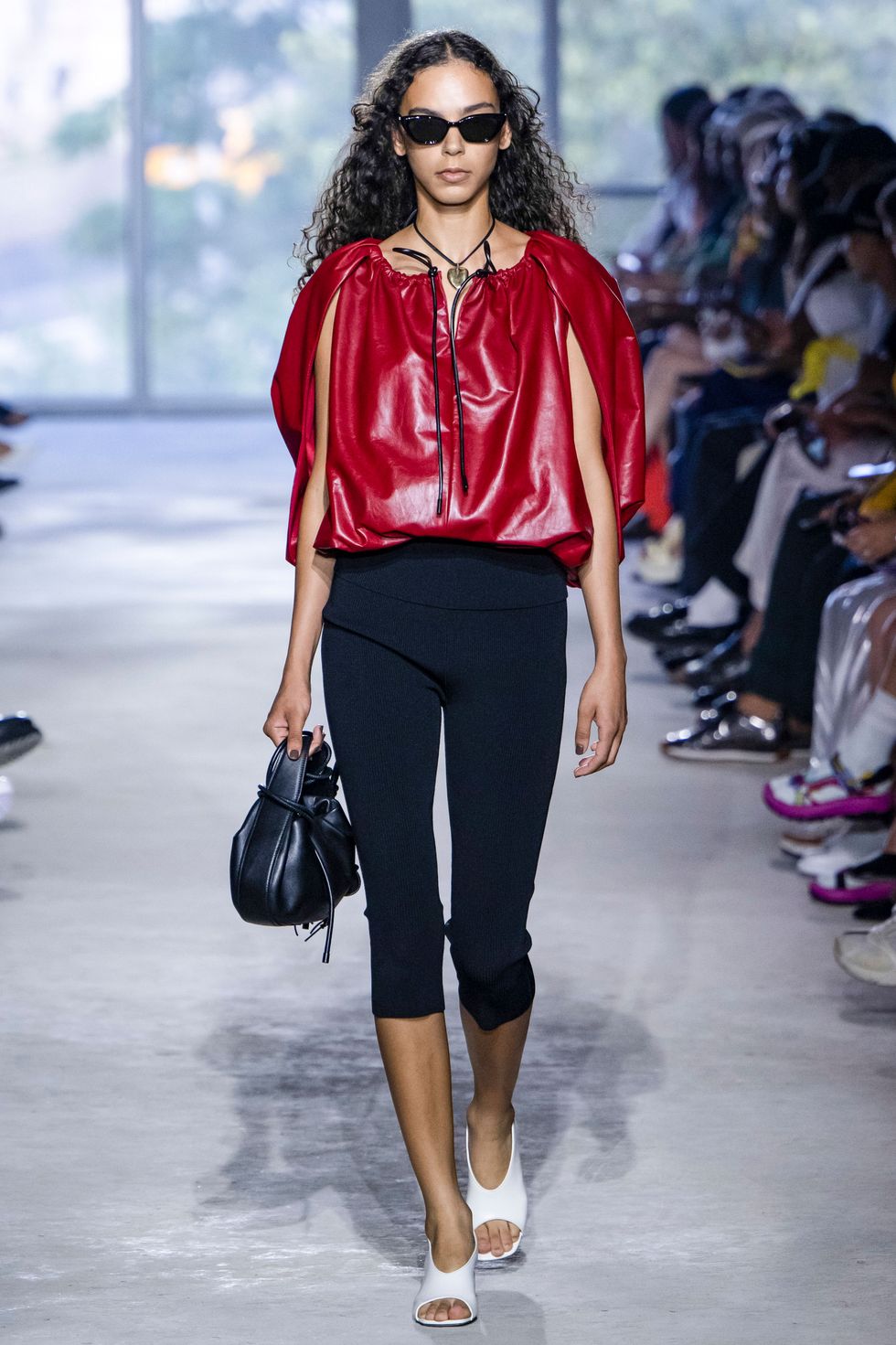 Capri Pants Trend 2023 - See 60 Capri Pants Models that are in Fashion