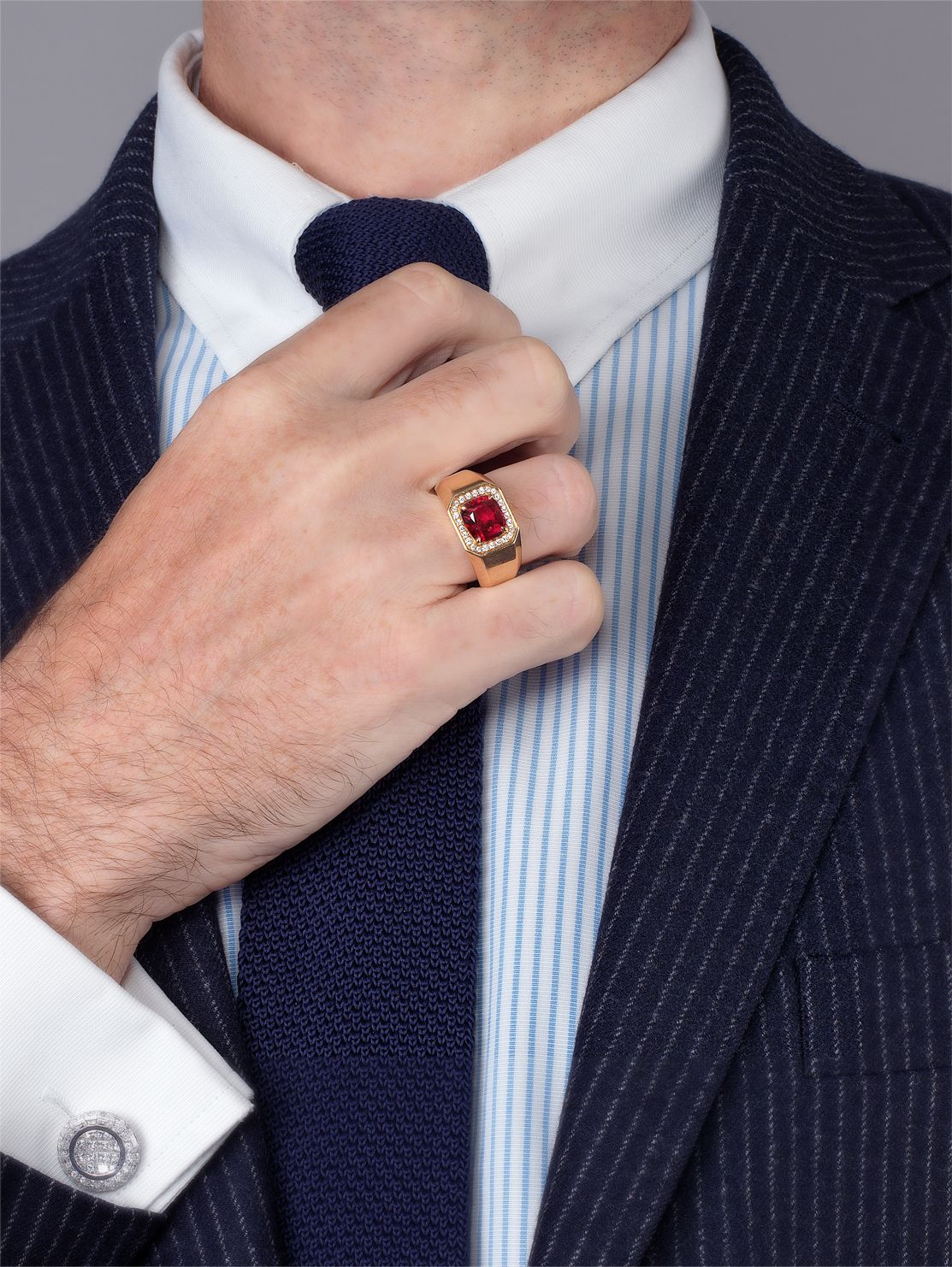 10 Trendy Rings For Men To Flaunt With Any Outfit