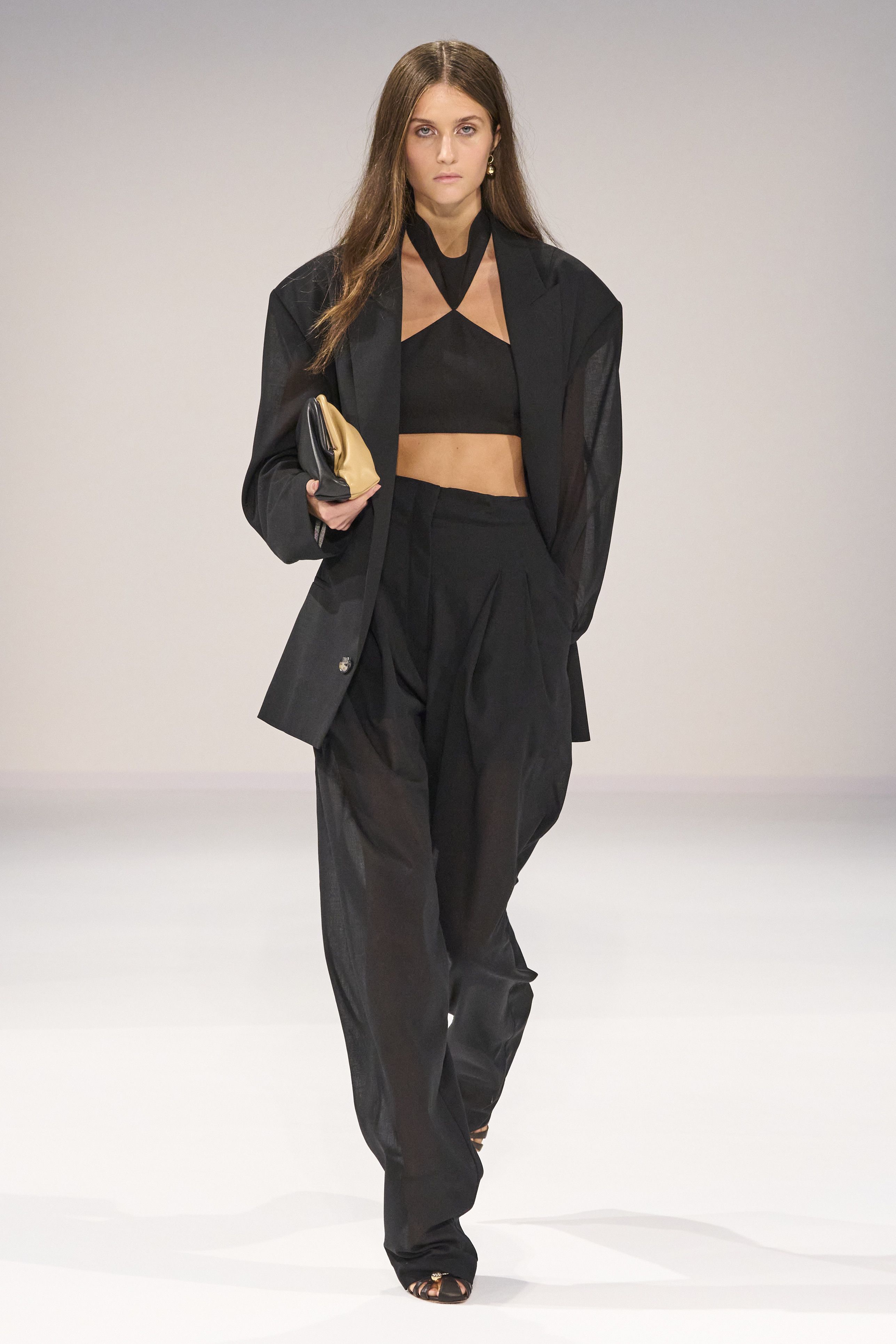 フィロソフィ ディ ロレンツォ セラフィニ（PHILOSOPHY DI LORENZO SERAFINI）2024春夏コレクション | ファッション  | ELLE ［エル デジタル］
