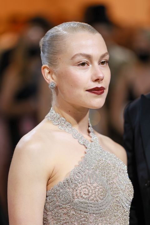 phoebe bridgers the 2022 met gala celebrating "in america an anthology of fashion" arrivals