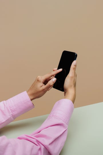 woman using her mobile phone