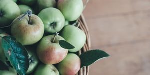 Apple, Fruit, Natural foods, Food, Green, Local food, Plant, Superfood, Still life photography, Flowering plant, 