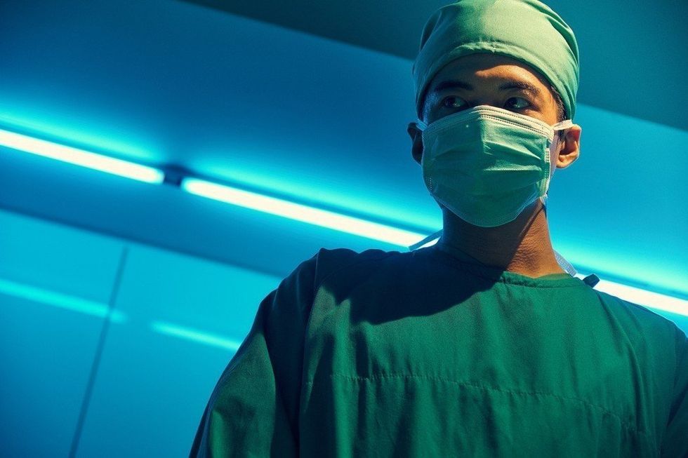 Surgeon, Green, Blue, Scrubs, Operating theater, Room, Organism, Medical, Service, Photography, 