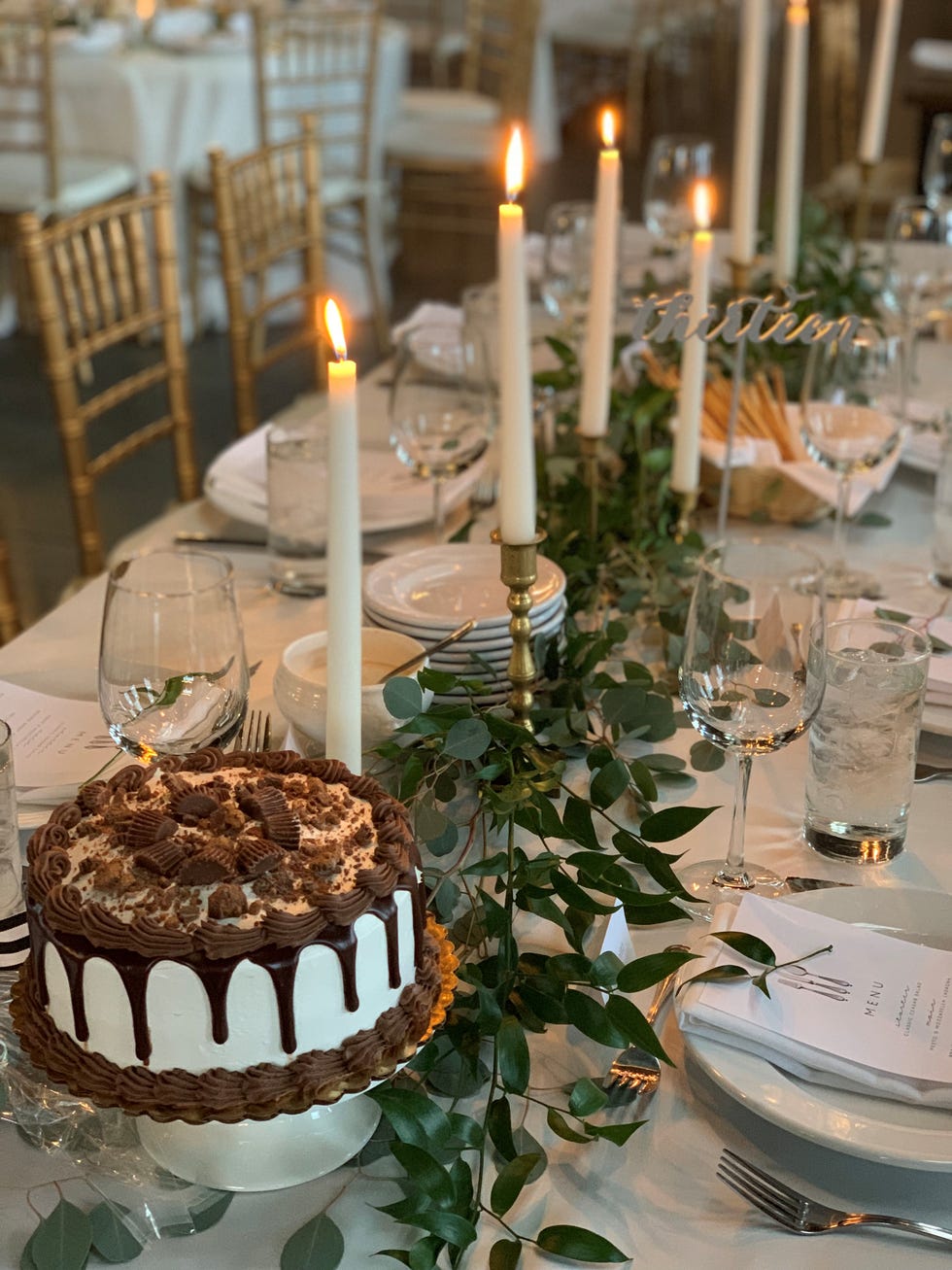 Candle, Cake, Food, Lighting, Dessert, Cuisine, Torte, Icing, Dish, Chocolate cake, 