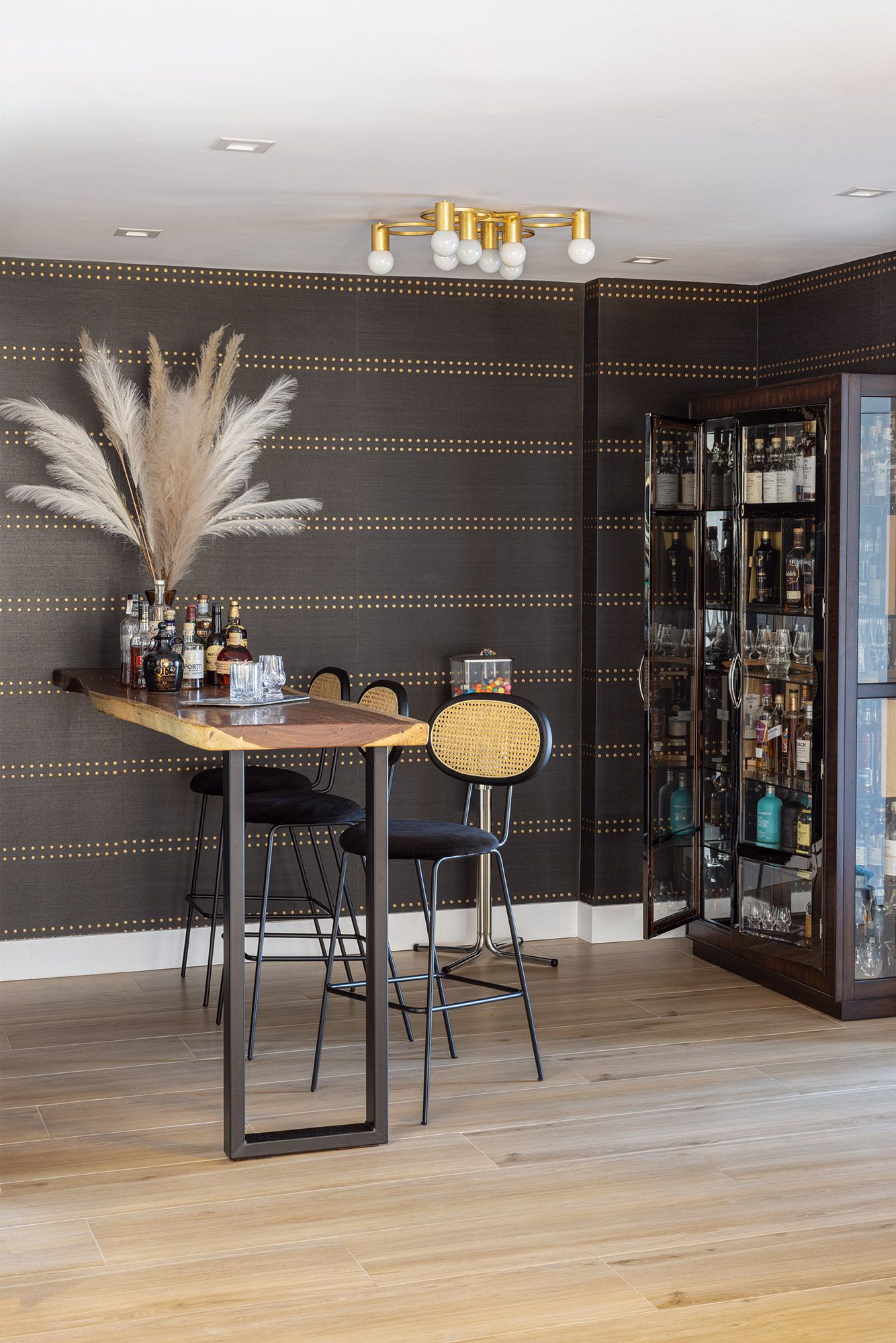 home bar ideas for small spaces
