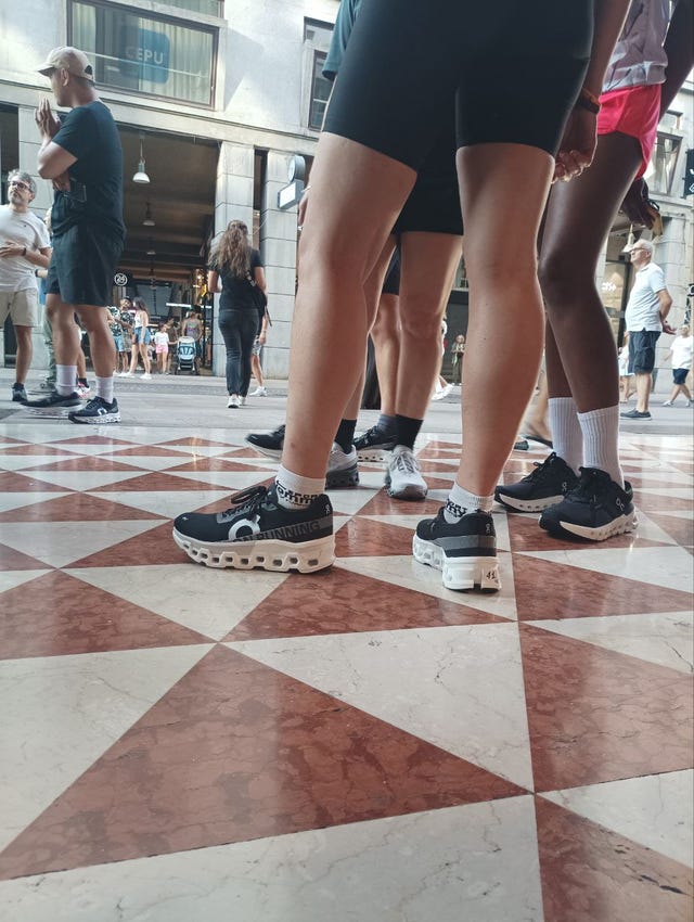 on store, apertura store milano, on running