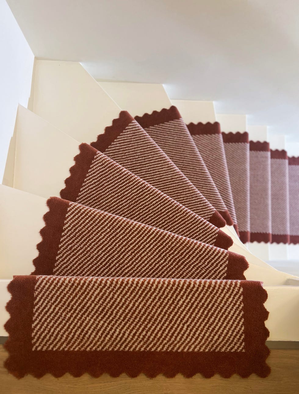 scallop stair runner