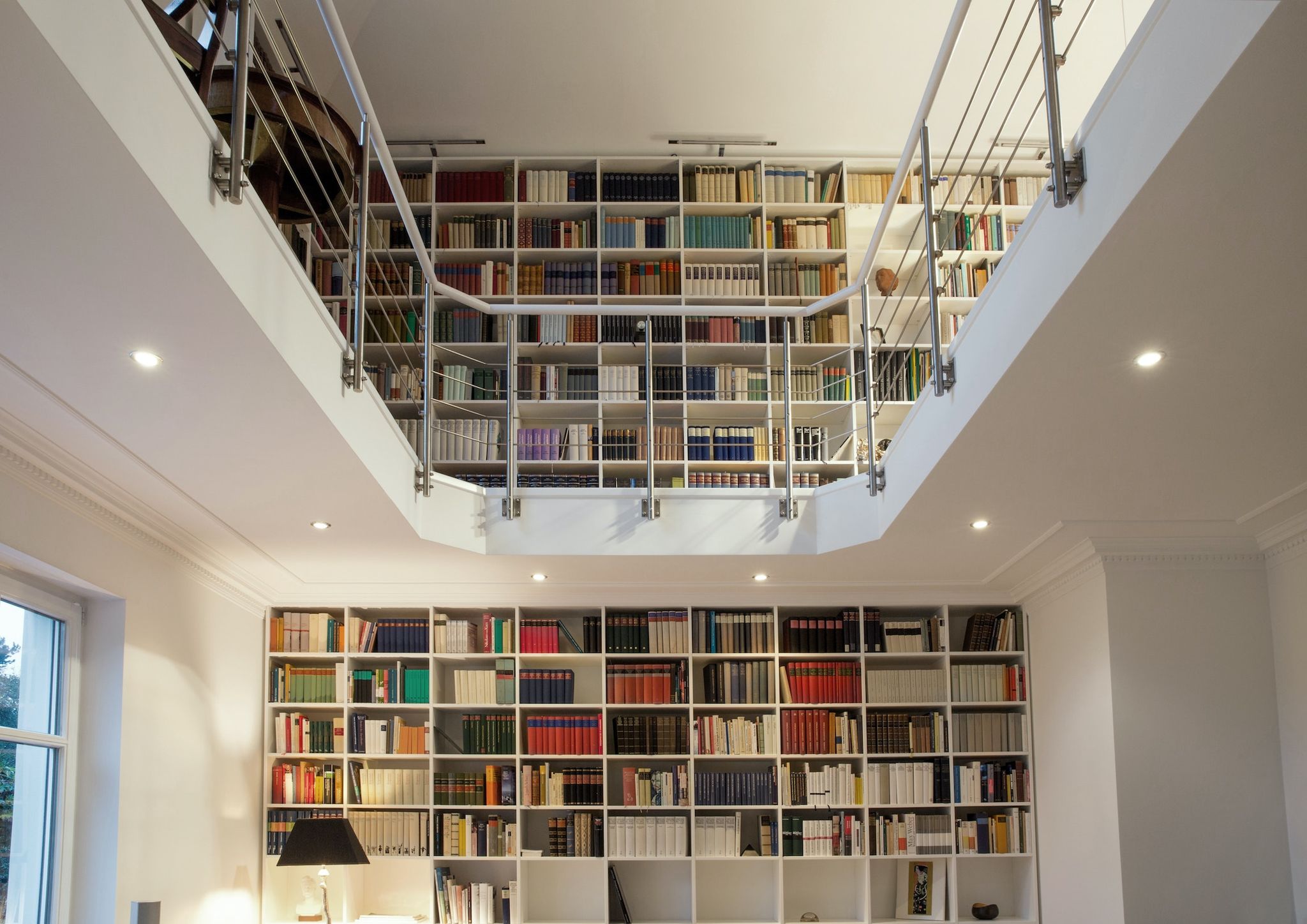 Perché scegliere una libreria da parete? – Pozzoli