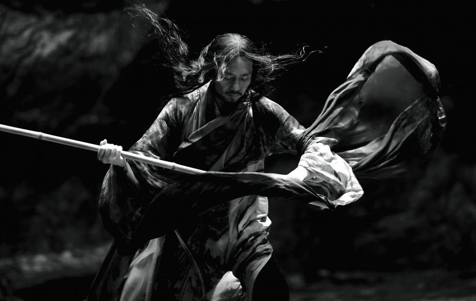 Black-and-white, Kung fu, Iaidō, Monochrome, Monochrome photography, Kenjutsu, Darkness, 
