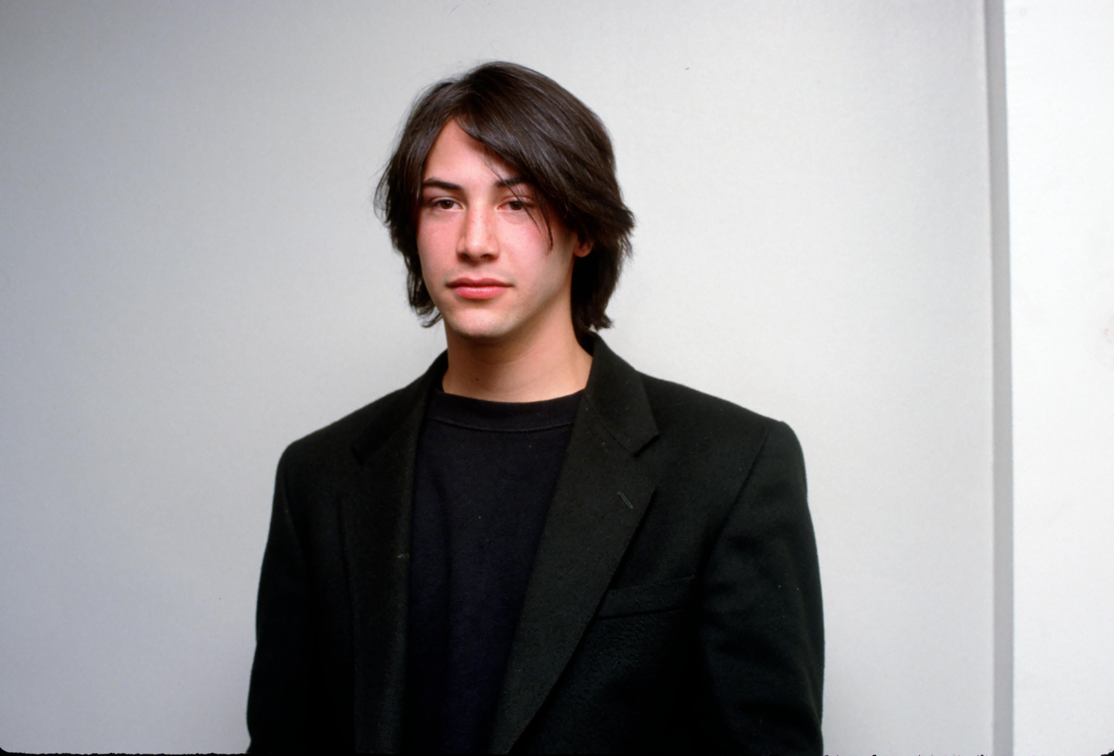 5 Keanu Reeves hairstyle looks for those looking for a new haircut