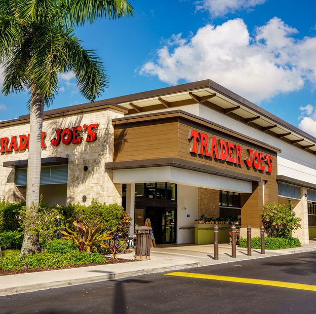 trader joes at tower shops outdoor mall davie florida