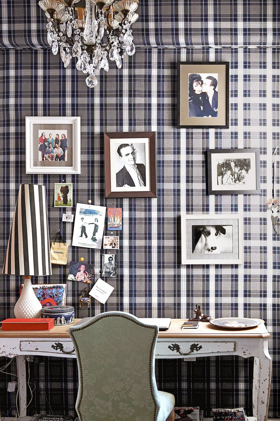 family photo wall ideas, plaid backdrop with photos above a desk