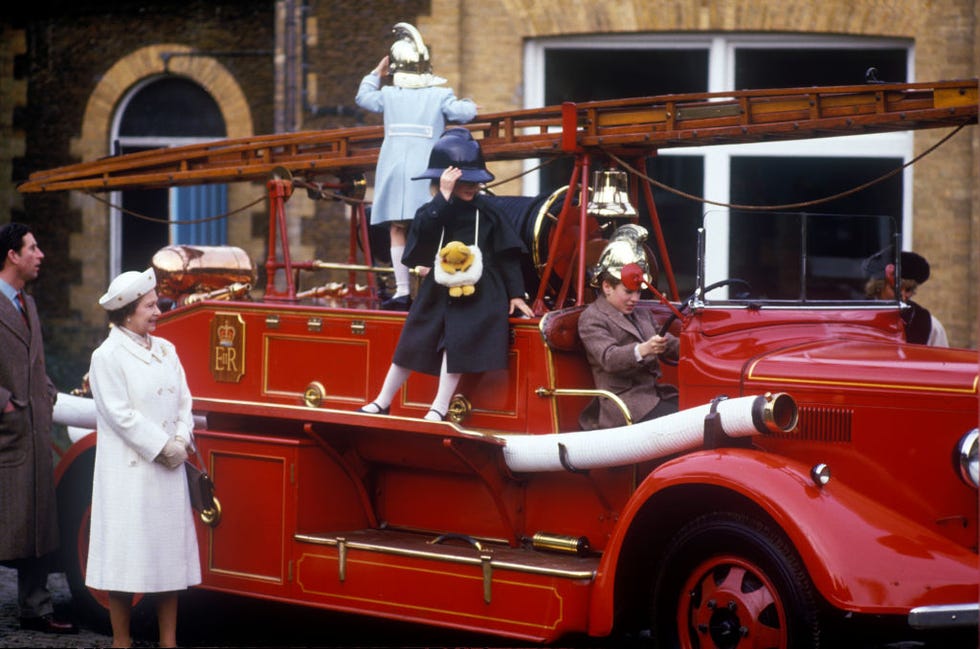 queen elizabeth and her grandchildren at sandringham museum