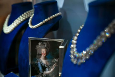 Jewelry Worn By Marie Antoinette Goes On Display At Sotheby's Auction House
