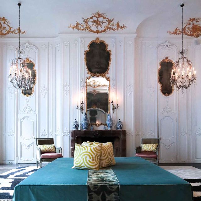 Sean Leffers Transforms a Classic Paris Apartment Into the Ultimate ...