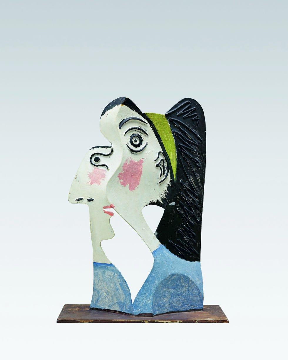escultura de picasso en la exposición del guggenheim de bilbao