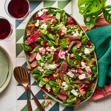 pickled beetroot and beef salad