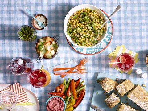 picnic ideas fresh corn and chickpea salad