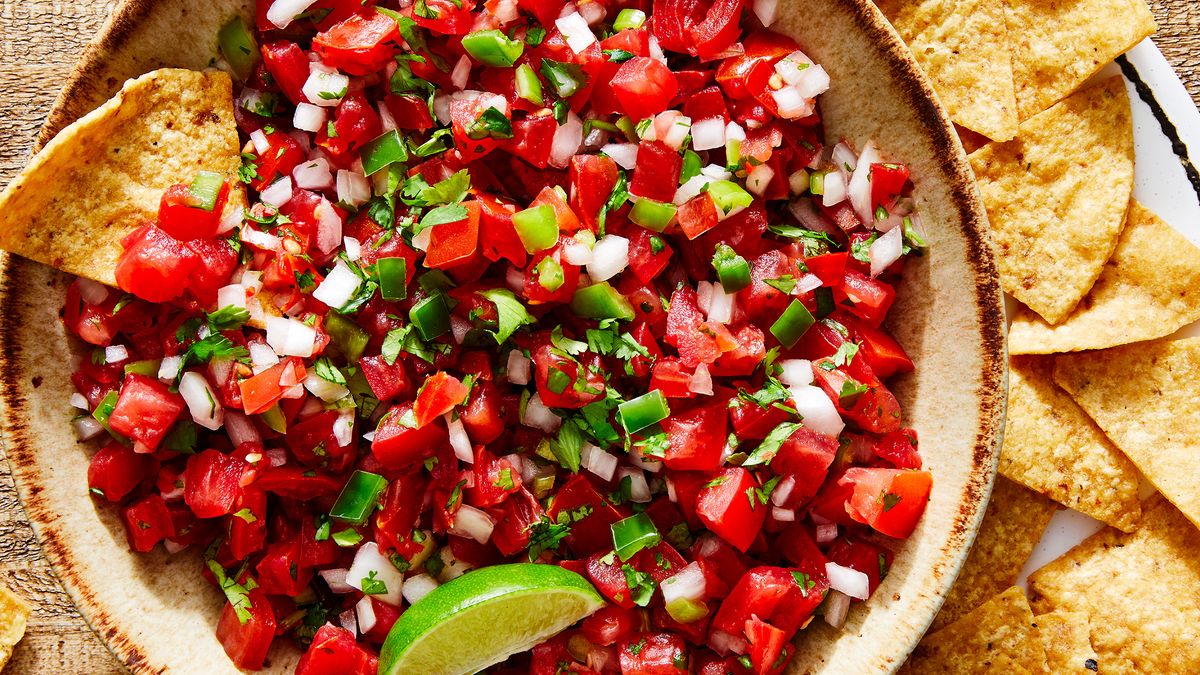 preview for Homemade Pico De Gallo Makes Anything (And Everything) Better