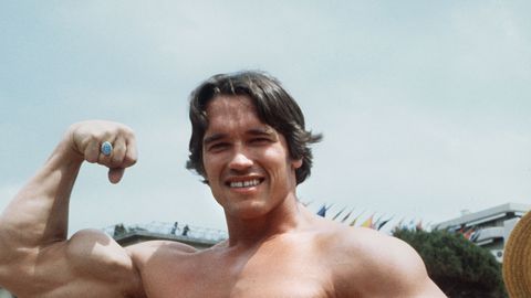 Arnold Schwarzenegger Explains When to Use Lighter Weights