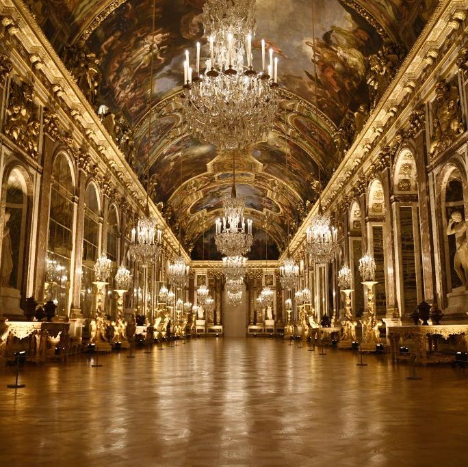 versailles hall of mirrors rave