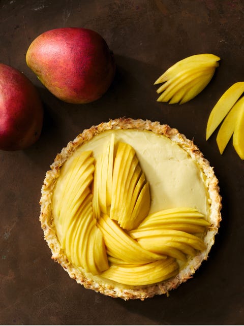 mango and coconut macarons tart