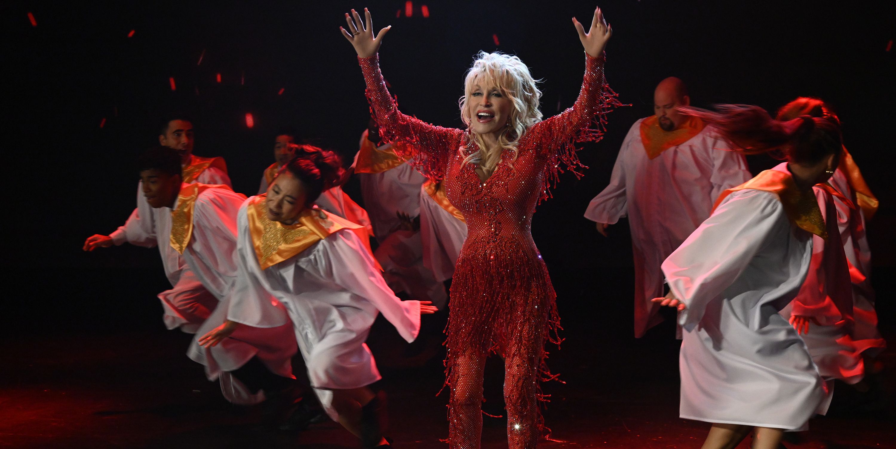 Watch Dolly Parton’s ‘Magic Mountain Christmas’ Special Teaser