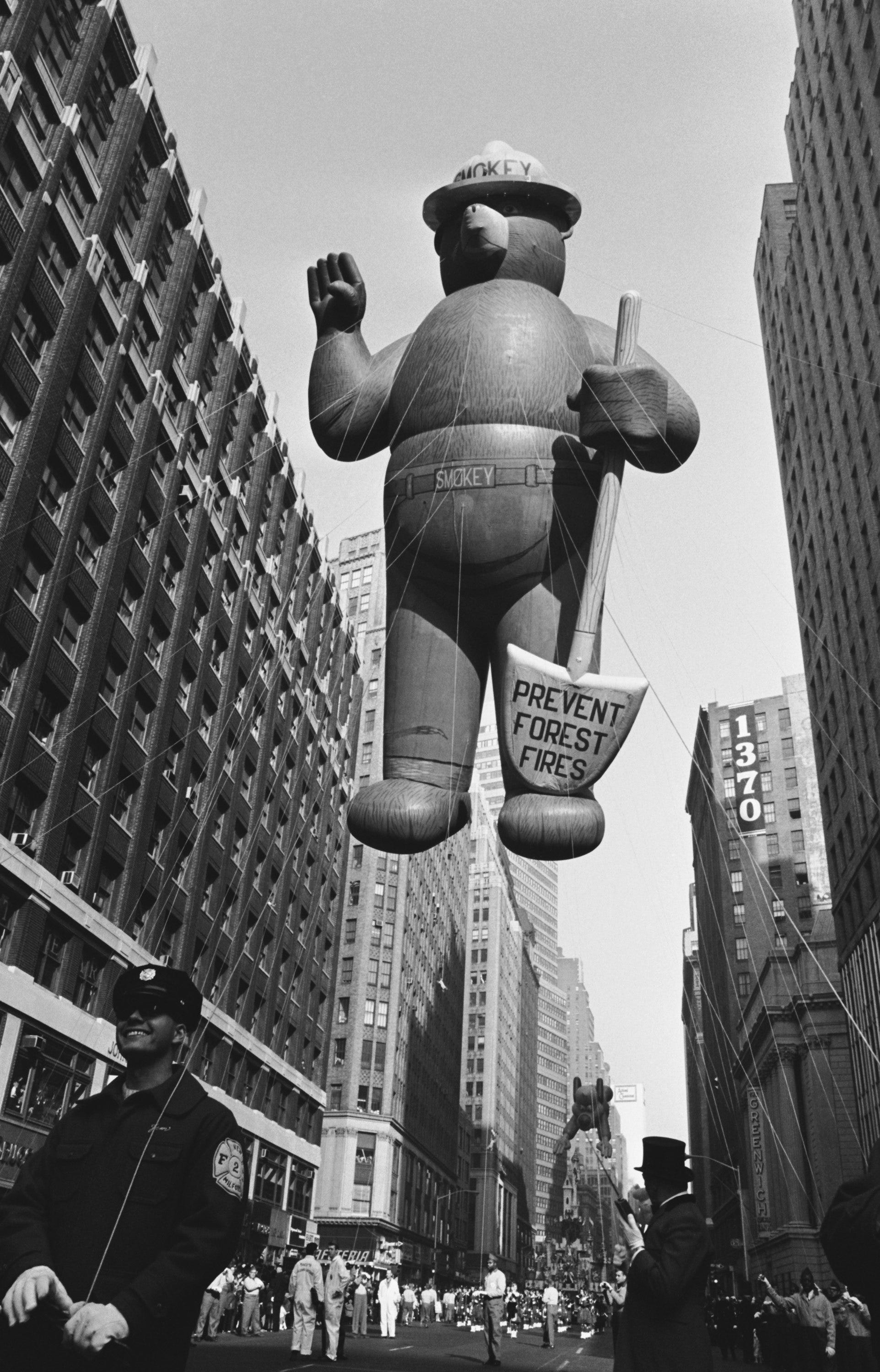 Macy's Thanksgiving Day Parade Through the Years: Photos