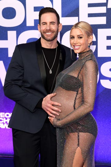 tarek el moussa and heather rae young 2022 people's choice awards red carpet