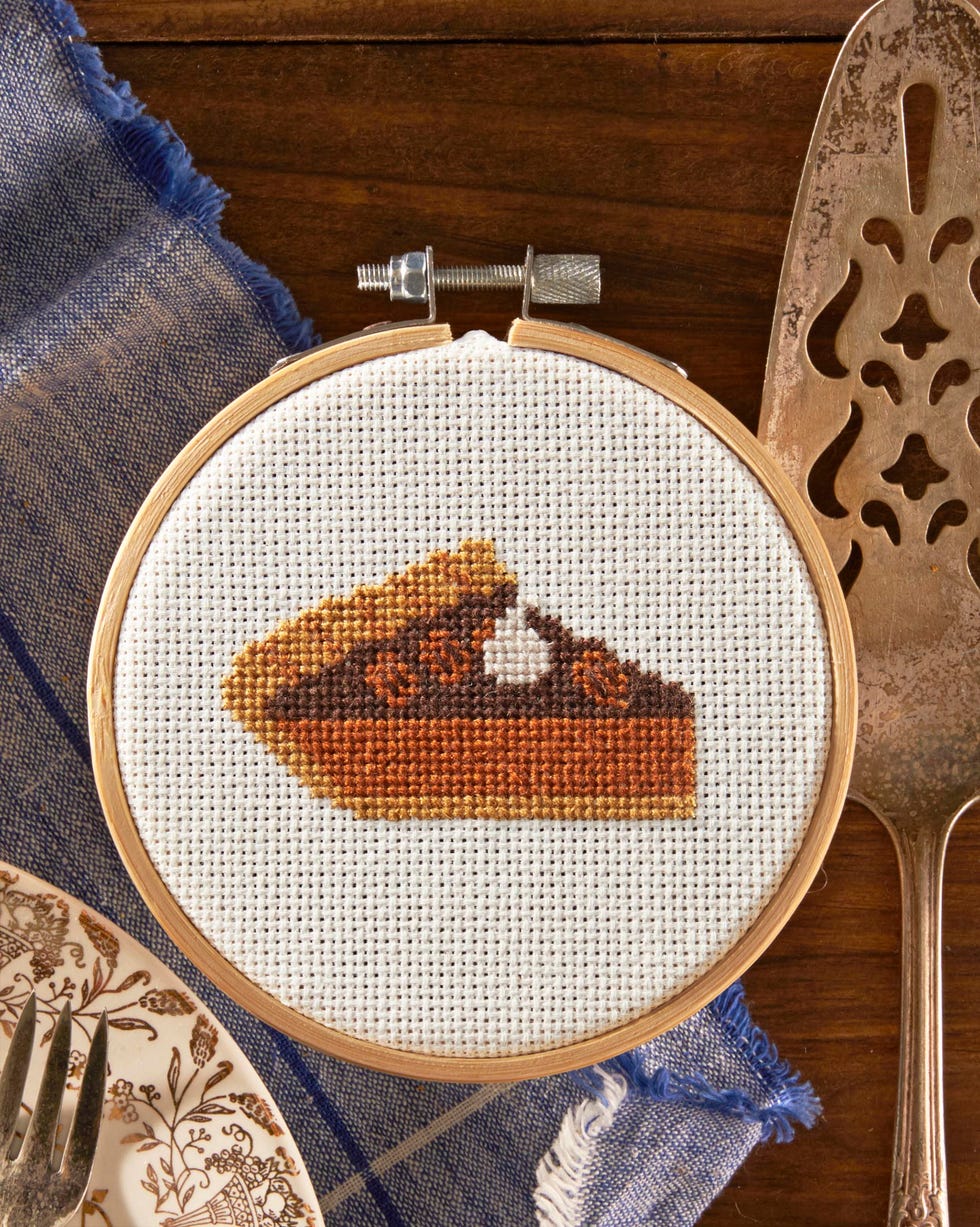 slice of pie cross stitch pattern, countrylivingcomcross stitch